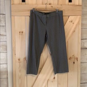 Amanda + Chelsea stretch patterned Capri